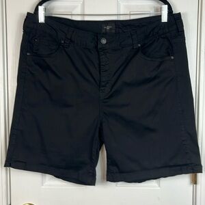 Celebrity Pink black bermuda shorts size 20. 57% cotton, 41% rayon, 2% spandex
